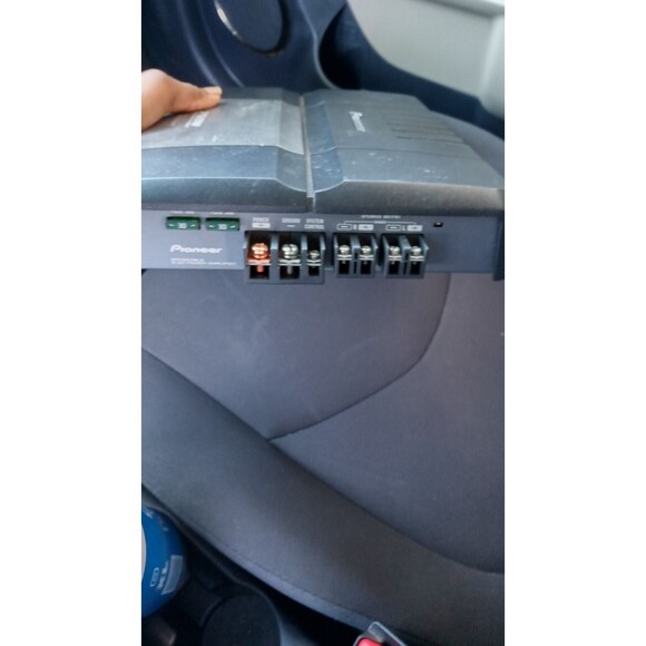 Pioneer GM-5300T 2-Channel Car Amplifier - Picture 2 of 5